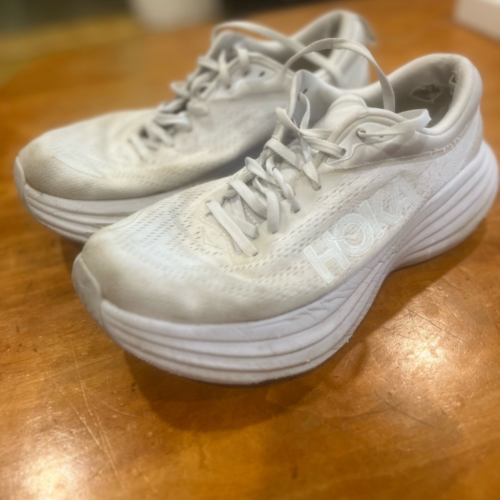 Hokas